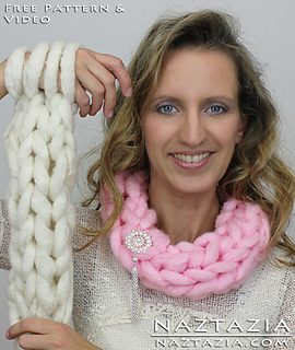 Arm-knitting-scarf-arm-knit-infinity-scarf-cowl-easy-simple-basic-free-pattern_small2