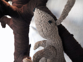 Earuphalf_hannahhaworth_small2