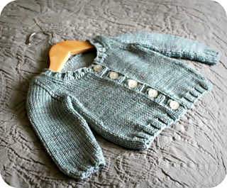 Basic_baby_cardigan_small2