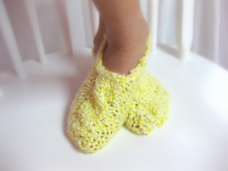 Ravelry: Snug Slippers pattern by Joy Morgan