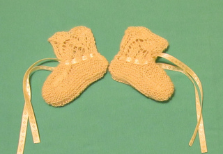 Dayflower_christening_gown_may_2012_005_small2