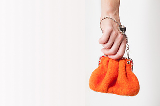 Orange_lipstick_small2