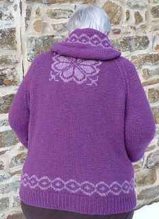 11_j_s_chunky_hoodies_small2