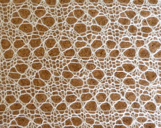 Fsw_mini_shawl_b_small2