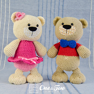 Teddy_sweet_hugs_amigurumi_02_small2