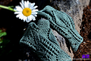 Beanstalk_mitts_-_copy__800x533__small2