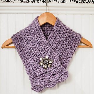 Crochet_scarflette_pattern__2_of_5__small2