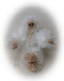 Yeti_sitting_medium2_small2