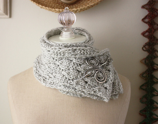Acorn_grey_3_small2