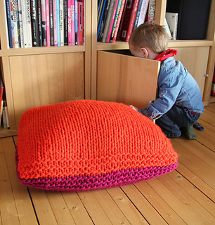 Pillow_knitted_small2