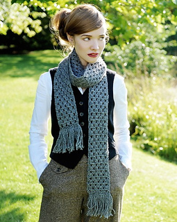 Lacey_scarf_crochet_kit_alpaca_yarn_small2