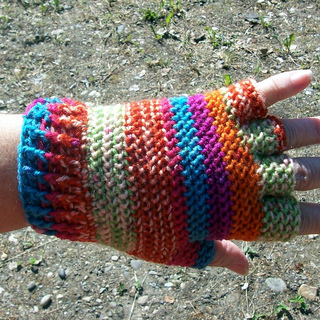 Fingertip_gloves_008_small2