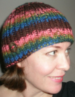 Christmas_hat_with_button_small2