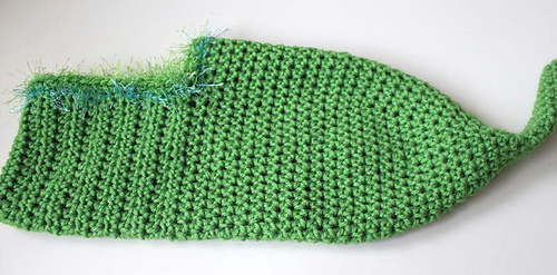Green_peapod_cocoon__3__medium