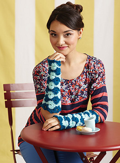 Amie_arm_warmers_small2