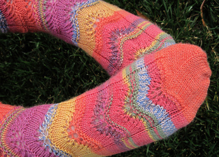 5768_lace_socks_small2