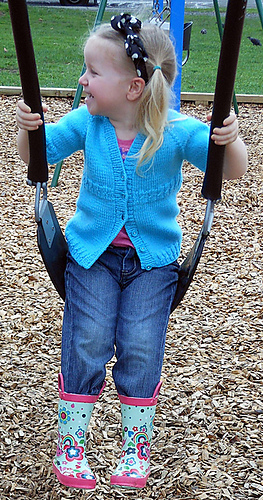 Amy_zagging_aug_014_medium2_medium