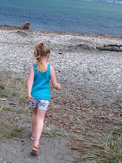 Pb080008_small2
