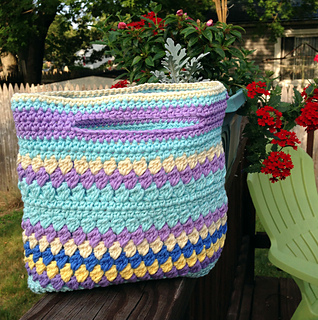 Ravelry: Cluster Stitch Bag Tutorial pattern by bobwilson123