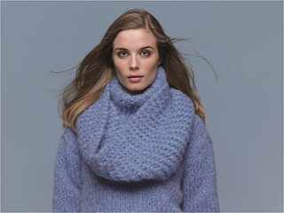 Stumble_and_totter_snood_small2