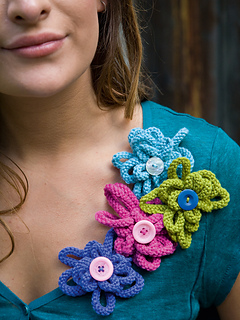 Brooch_small2