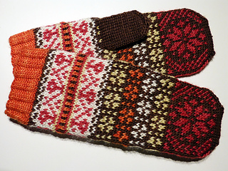 Royal_icing_mitts_small2