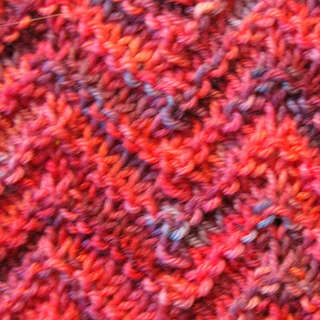 Redzizzagpattern_small2
