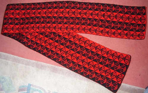 Ladybug_doubleknitting_scarf3_medium