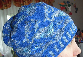 Dolphin_beanie4_small2