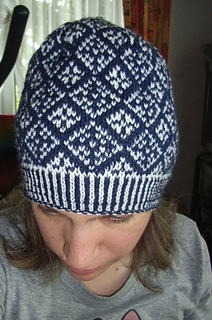 Snow_argyle_beanie3_small2