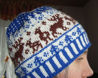 Deer_family_beanie5_small2