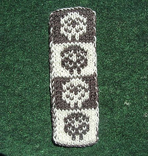 Sheep_bookscarf2_small2