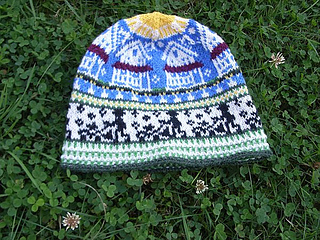 Mowing_the_lawn_beanie_publish7_small2