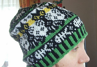 Halloween_kitty_adult_beanie4_small2