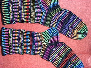 Higgledy_piggledy_socks4_small2
