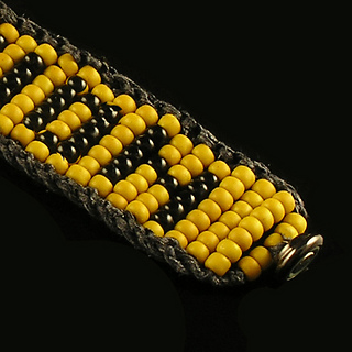 Caution_-_casual_detail_small2