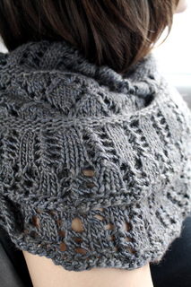 Grey_cowl_small_1_small2