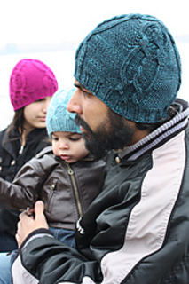 M_or_m_toque_055_small2