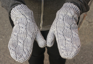 Gwn-bonbonmittens-04_small2