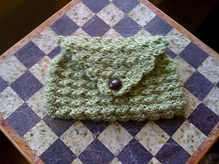 Green_clutch_small2