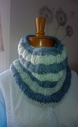 F519_baby_alpaca_grande_basketweave_cowl_medium