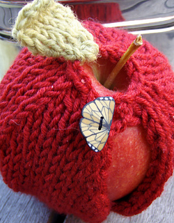 Apple_closeup_small2