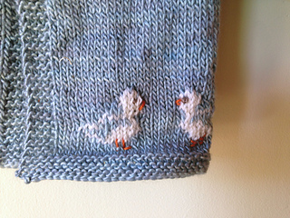 Seagull_cardi_closeup_small2