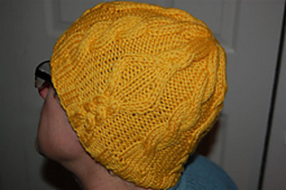 Yellow_diamond_hat_2_small2