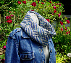 Caesar2_roses_small