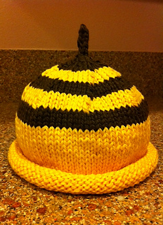 Knit and crochet free patterns - Bees. Compilation of free patterns to knit or crochet, all about bees. Hats, costumes, skirts and other outfits. Knit and crochet free patterns - Bees. Compilation of free patterns to knit or crochet, all about bees. Hats, costumes, skirts and other outfits.