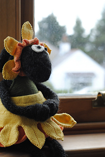 Daffoldil_sheep_side_small2
