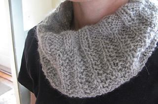 Leisel_cowl_small2