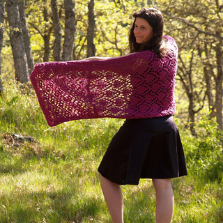 Green_point_shawl_3_small2