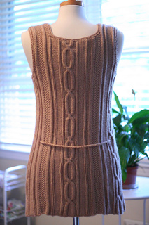 Hillary_vest_back_small2
